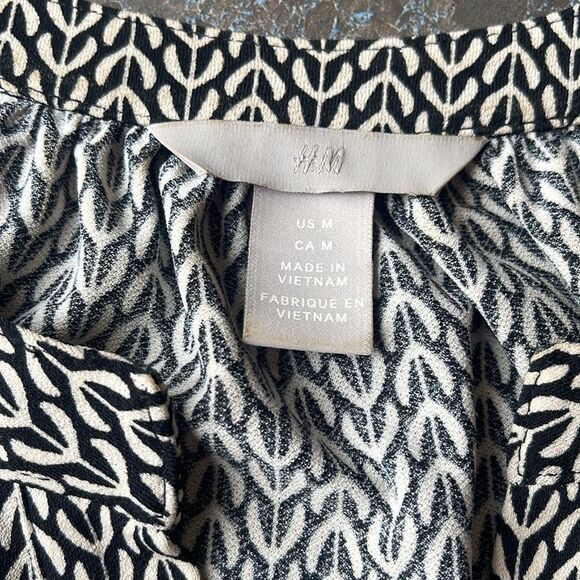 H&M Sleeveless top - Picture 5 of 8